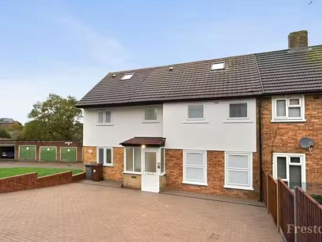 House for rent in Oakmere, Potters Bar