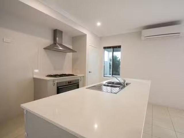 House for rent in Madeley, Western Australia