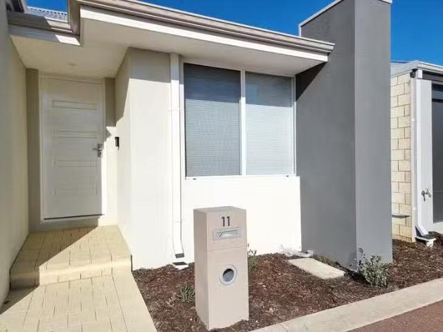 House for rent in Piara Waters, Western Australia