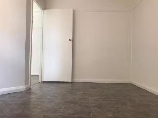Apartment for rent in Cook, Australian Capital Territory