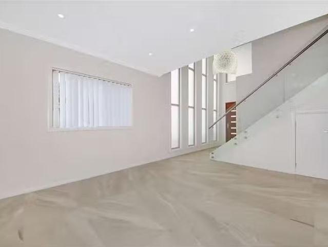 Condo for rent in Sydney, New South Wales
