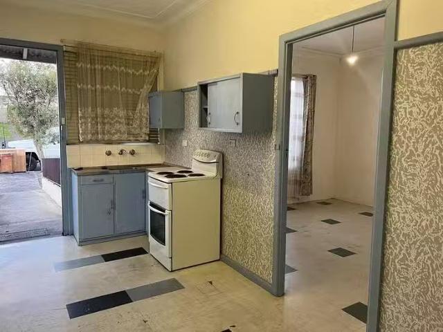 House for rent in Wollongong West, New South Wales