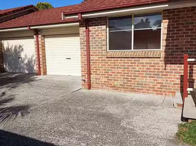 House for rent in Wollongong West, New South Wales