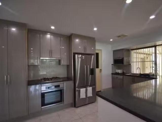House for rent in Carramar, Western Australia