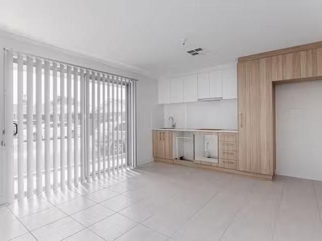House for rent in Rochester, Victoria