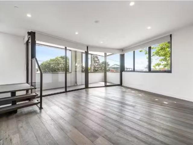 Condo for rent in Camerons Creek, Victoria