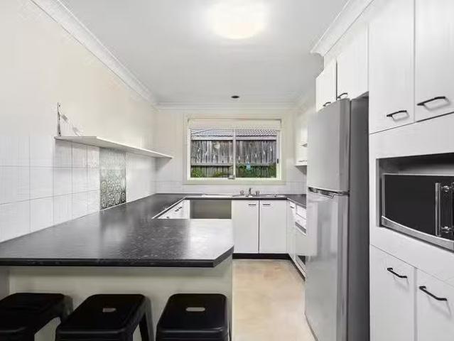 House for rent in Wollongong West, New South Wales