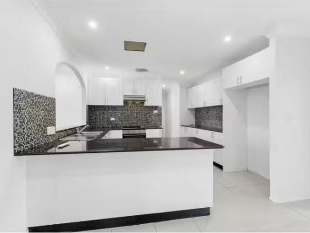 House for rent in Oxley Park, New South Wales