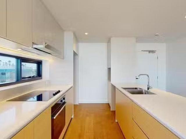 Apartment for rent in North Coogee, Western Australia