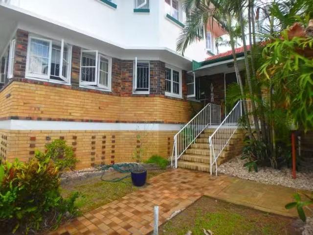 Apartment for rent in Toombul, Queensland