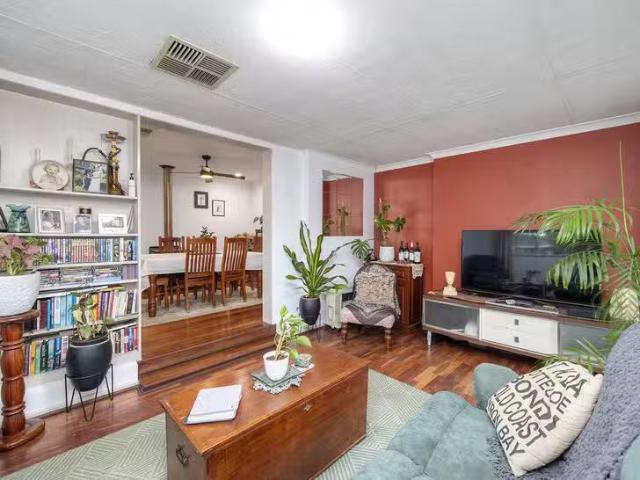House for rent in Forrestfield, Western Australia