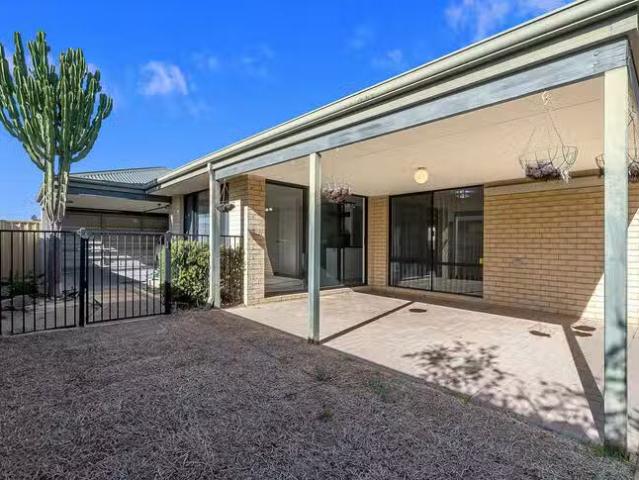 House for rent in Canning Vale, Western Australia