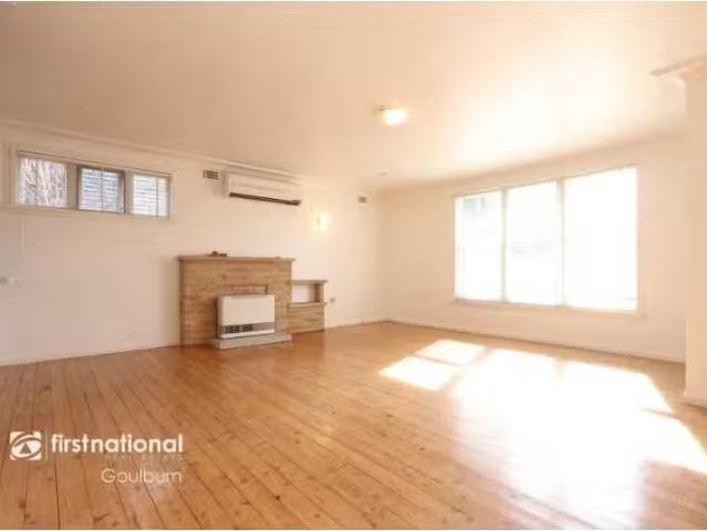House for rent in Brisbane Grove, New South Wales