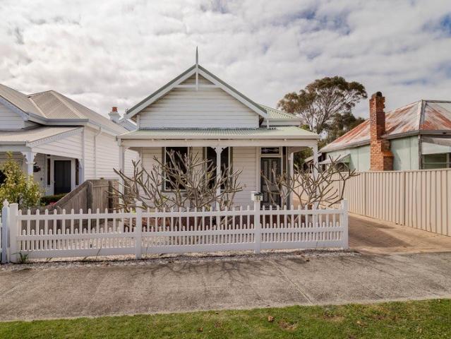 House for sale in Bunbury