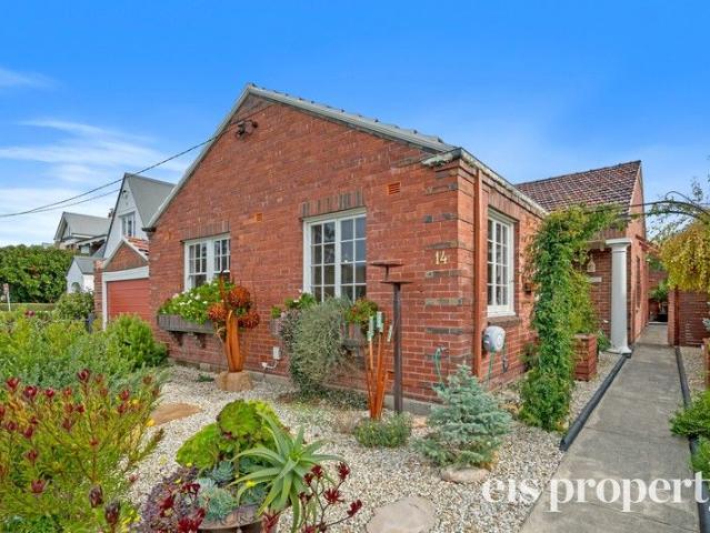 House for sale in Sandy Bay