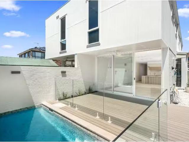Condo for rent in Sydney, New South Wales