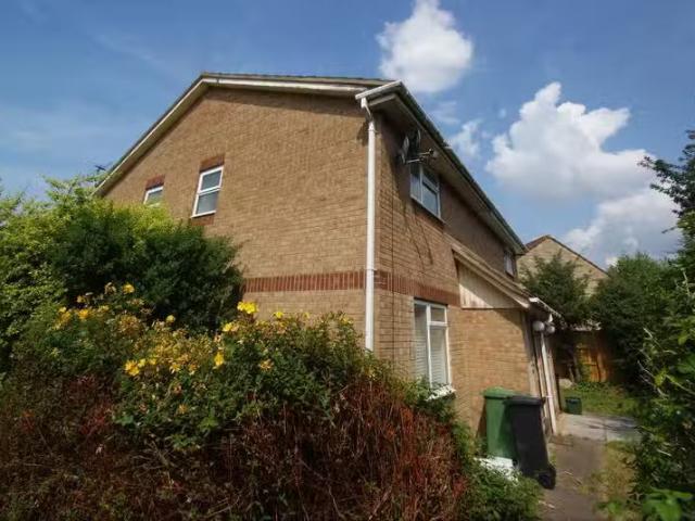 Apartment for rent in The Knap, Barry