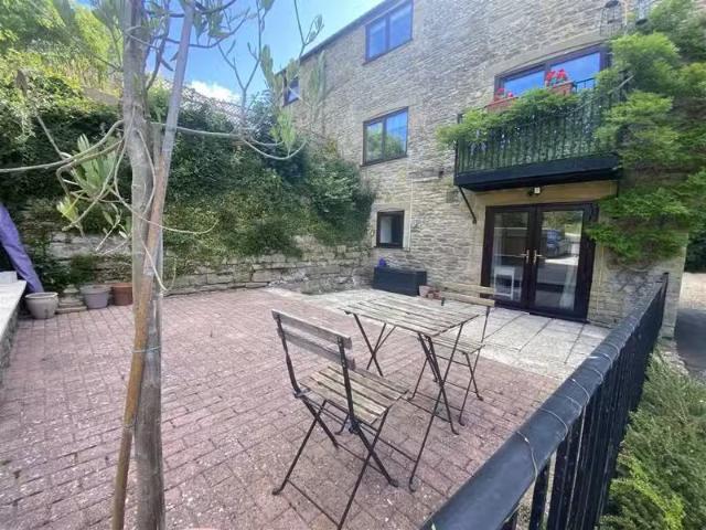 Apartment for rent in Holywell, Wales