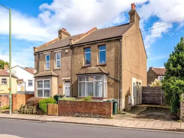 Apartment for rent in Crayford, Greater London