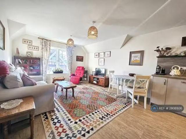 House for rent in Bepton Common, Littlecote