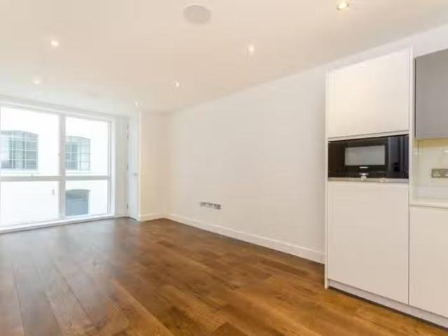 House for rent in South Hackney, Greater London