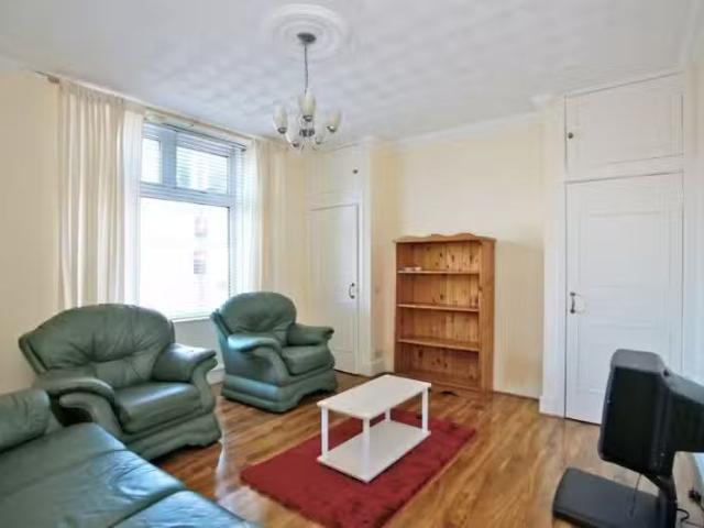 House for rent in Woodside, Ballindoch