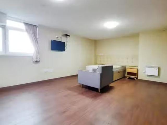 House for rent in Bootle, Sefton