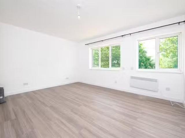 House for rent in St Albans, Five Acres