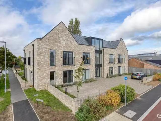 House for rent in Chesterton, Arbury