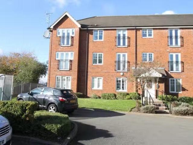 Apartment for rent in Oldbury, West Midlands