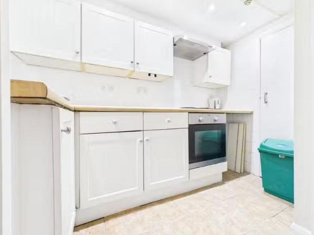 Apartment for rent in Round Hill, Brighton & Hove