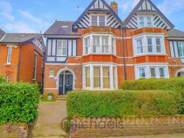 Apartment for rent in Handford Place, Fordham Heath