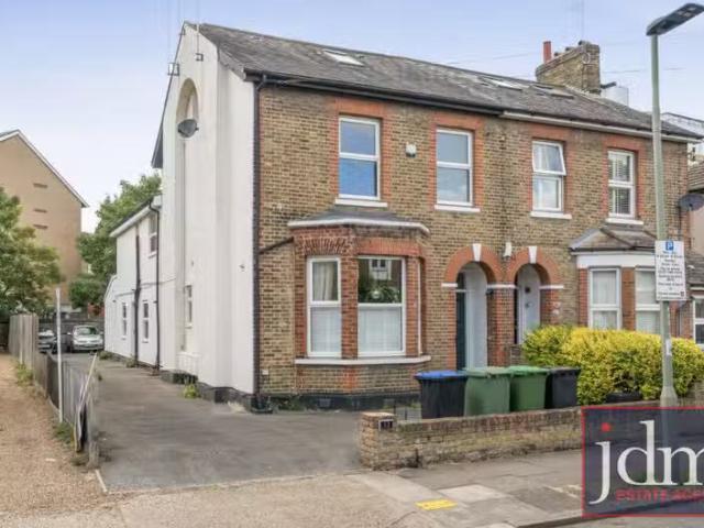 Apartment for rent in Bickley, Greater London