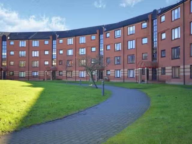 House for rent in Petershill, Springburn
