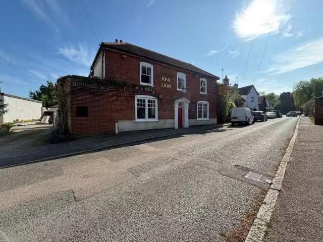 House for rent in London Borough of Croydon, Greater London