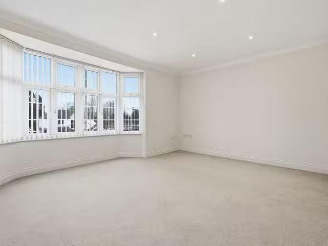 House for rent in Holyrood, Old Town