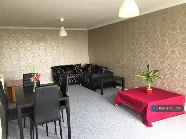 House for rent in Stivichall, West Midlands