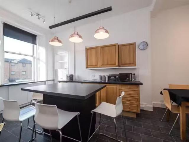 House for rent in Brentham Garden Suburb, Greater London