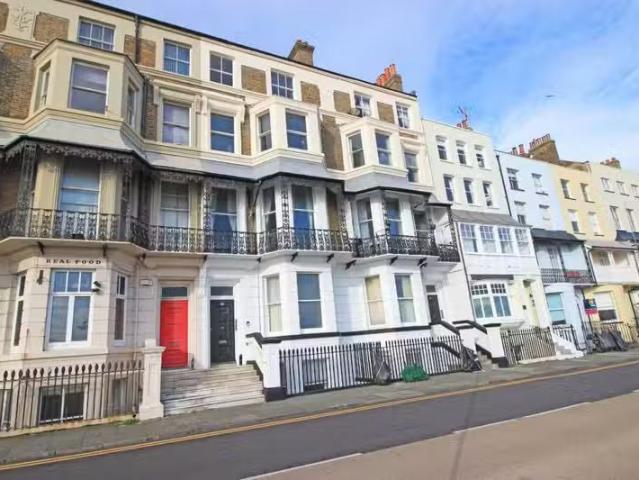 House for rent in West Cliff, Acol