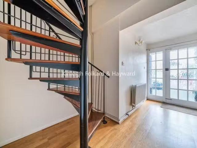 House for rent in Green Street Green, Greater London
