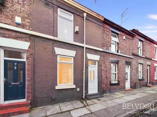 House for rent in Calderstones