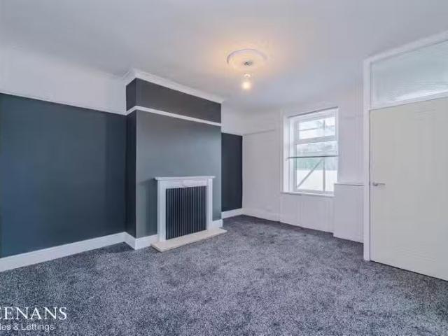 House for rent in Oakenshaw, Backburn