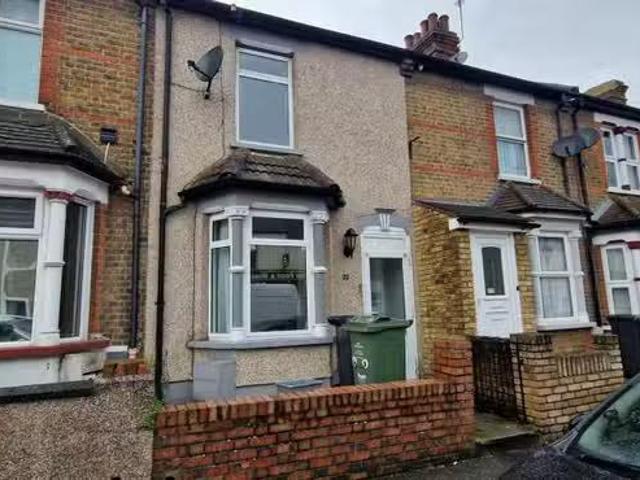 House for rent in Swanscombe and Greenhithe, Monks Orchard
