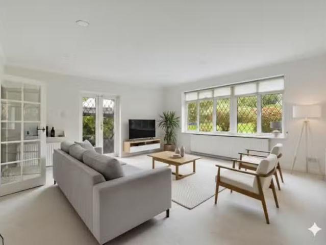 House for rent in Hadley Wood, Greater London
