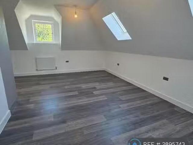 House for rent in London Borough of Croydon, Kenley