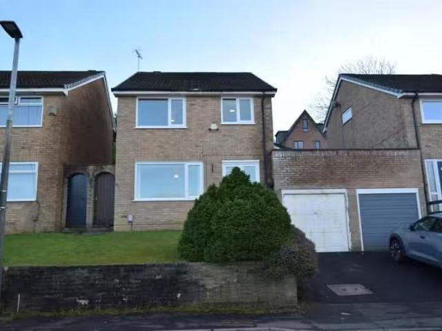 House for rent in Four Lane Ends, Blackburn