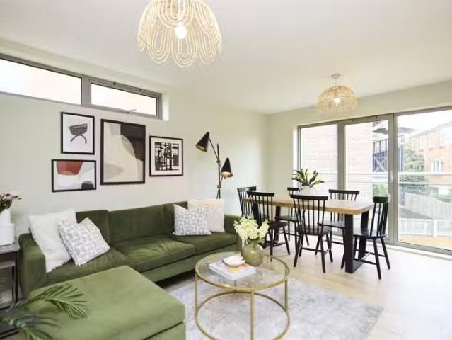 Apartment for rent in Shacklewell, Greater London