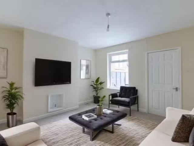 House for rent in Llanferres, Wales