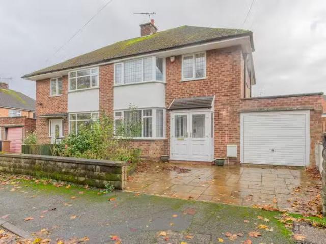 House for rent in Garden City, Wales
