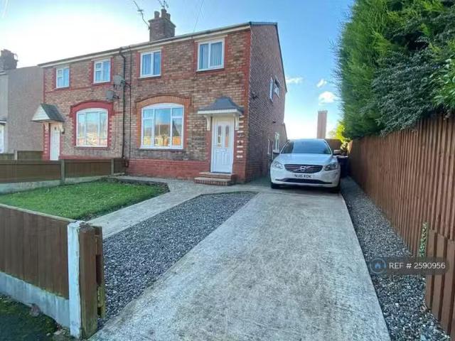 House for rent in Rossmore, Cheshire